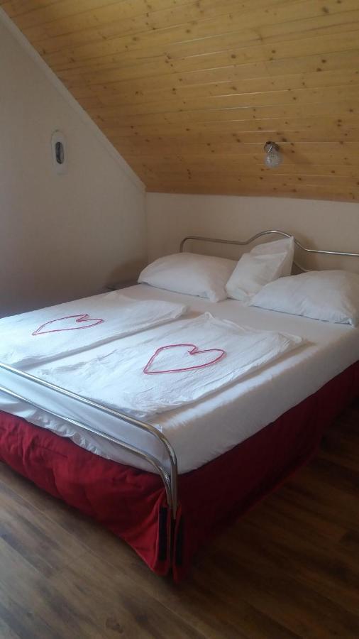Vakacio Apartman Balatonalmadi Ngoại thất bức ảnh