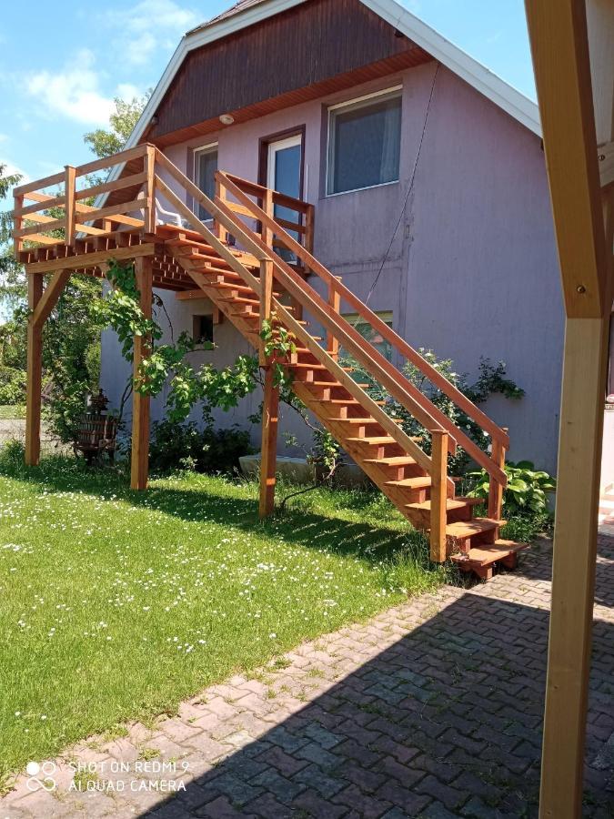 Vakacio Apartman Balatonalmadi Ngoại thất bức ảnh