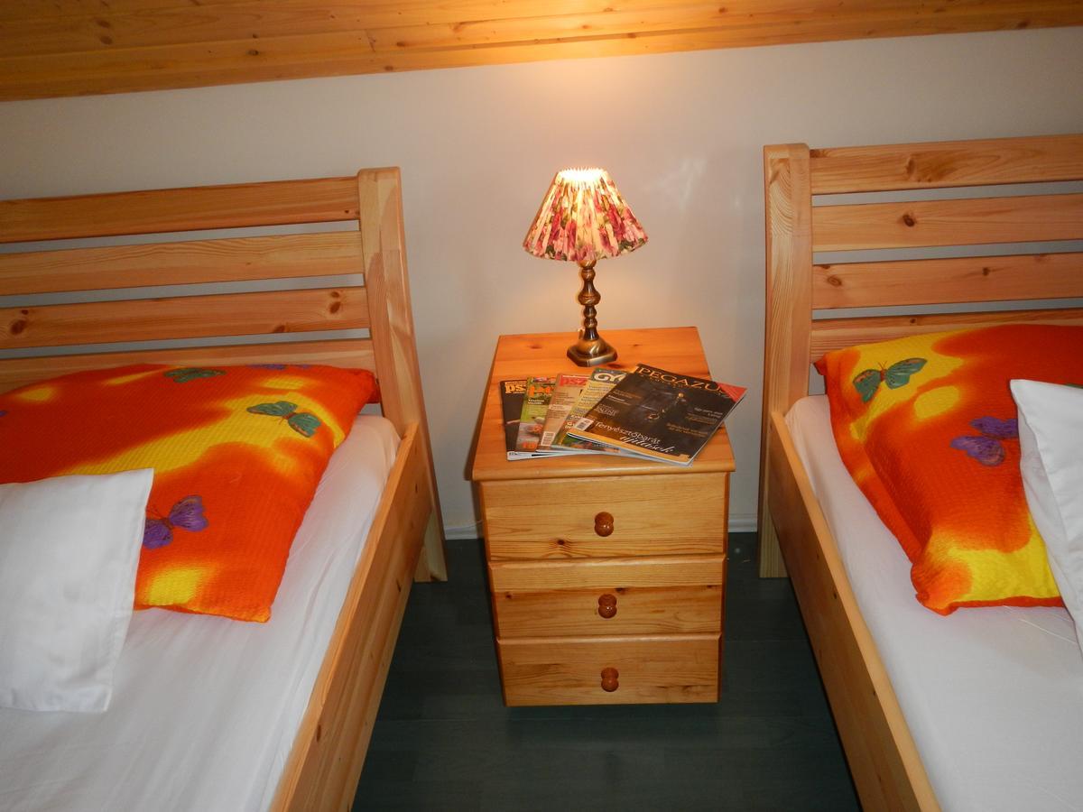 Vakacio Apartman Balatonalmadi Ngoại thất bức ảnh