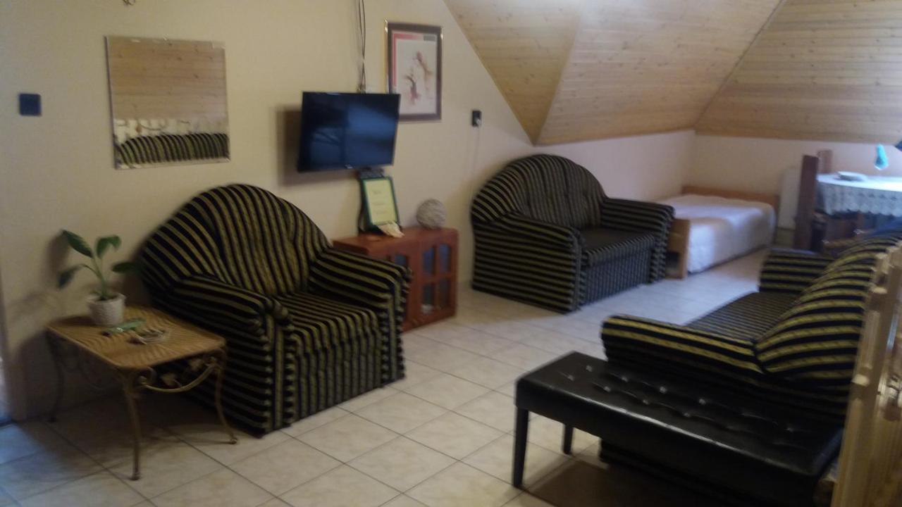 Vakacio Apartman Balatonalmadi Ngoại thất bức ảnh